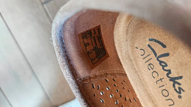 Clarks Loafers Women Size 6.5 image indicator(4)