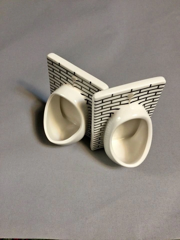 🌱Set of 2 White Elephant Funny Ceramic Shot Glasses