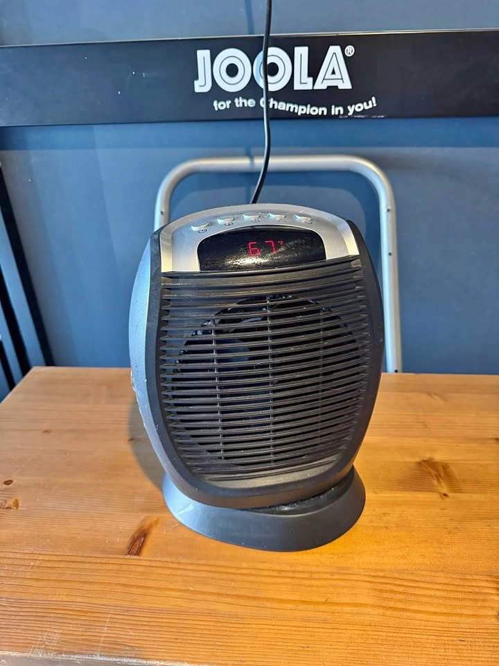 Table heater