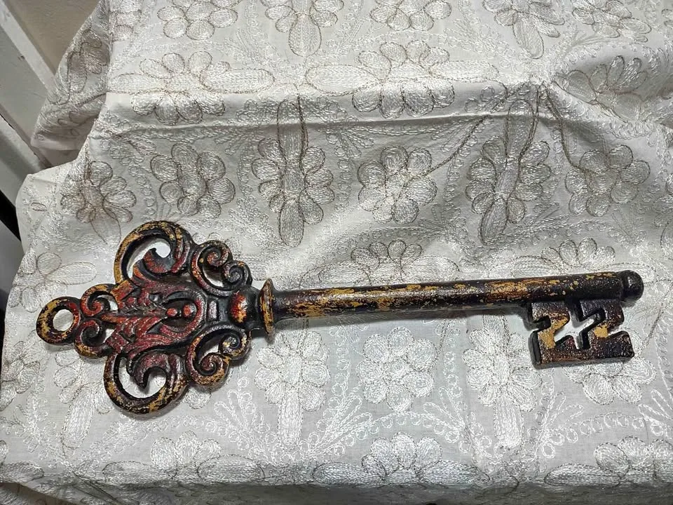 Castle iron key 16" skeleton key thumbnail