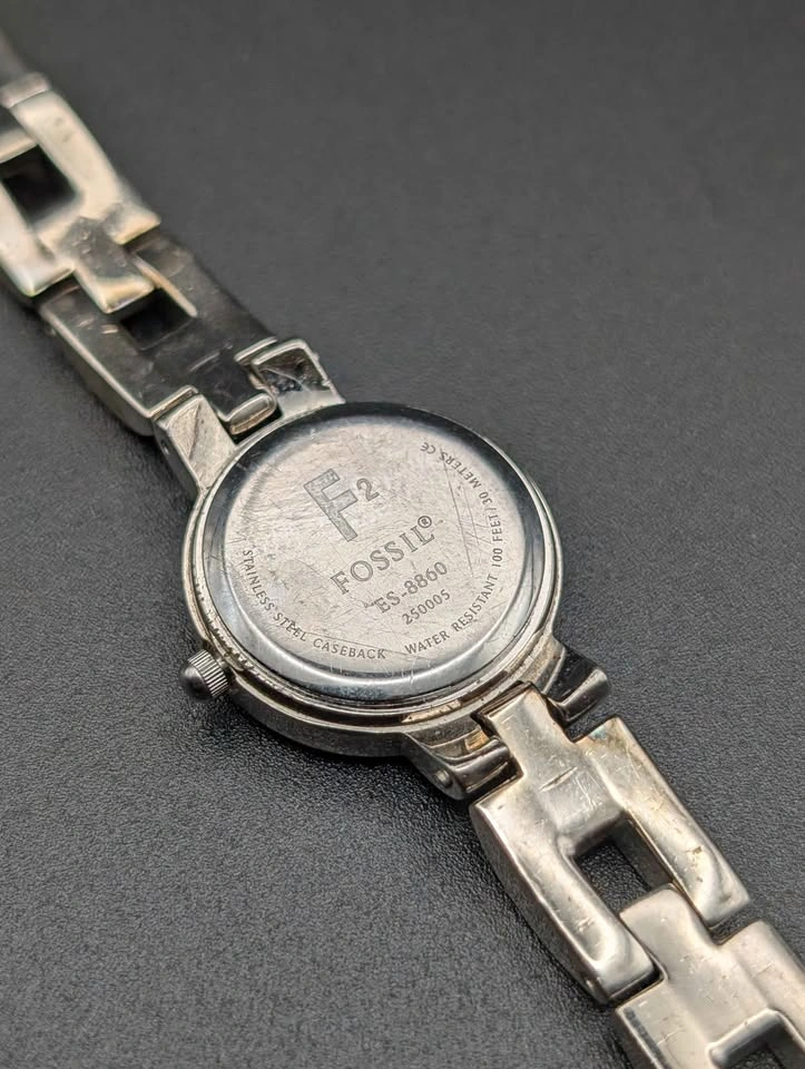 Fossil F2 ES-8860 Women's Watch Silver Tone Blue Dial - photo 4