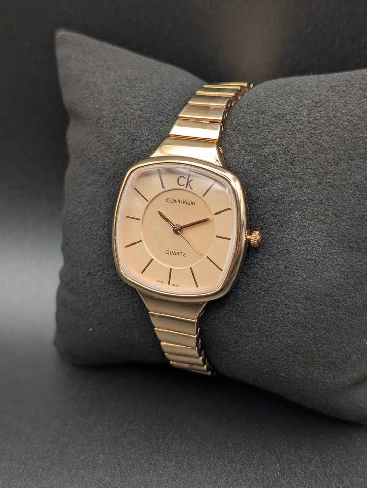 Calvin Klein Gold Tone Quartz Watch - photo 2