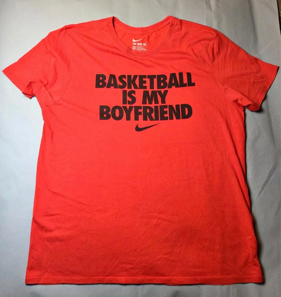 🌱Basketball is my boyfriend tee shirt, XXL