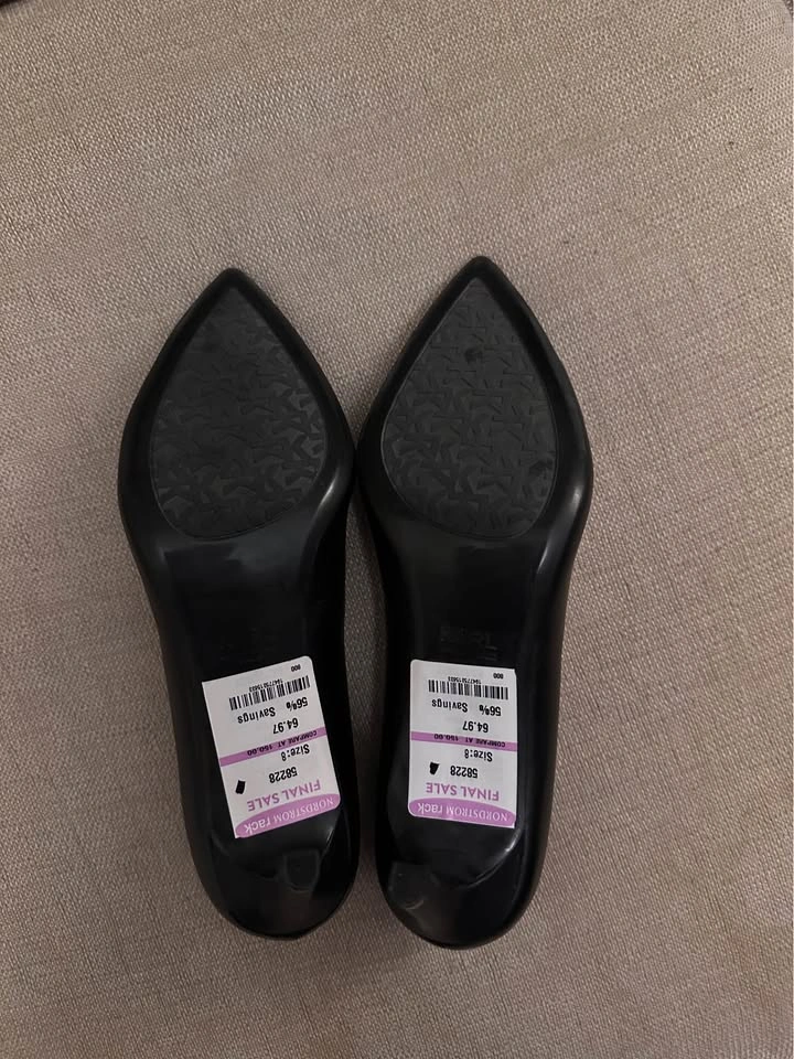 Karl Lagerfeld Paris Pointed Toe Pumps - photo 3