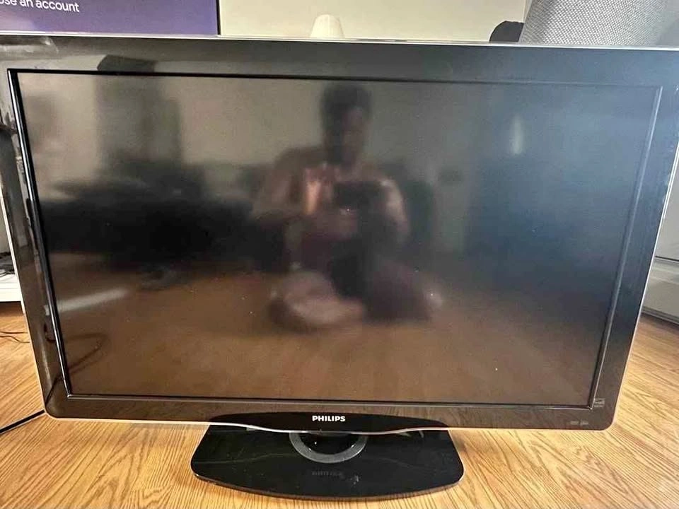 42" 1080p HD 120Hz Philips TV