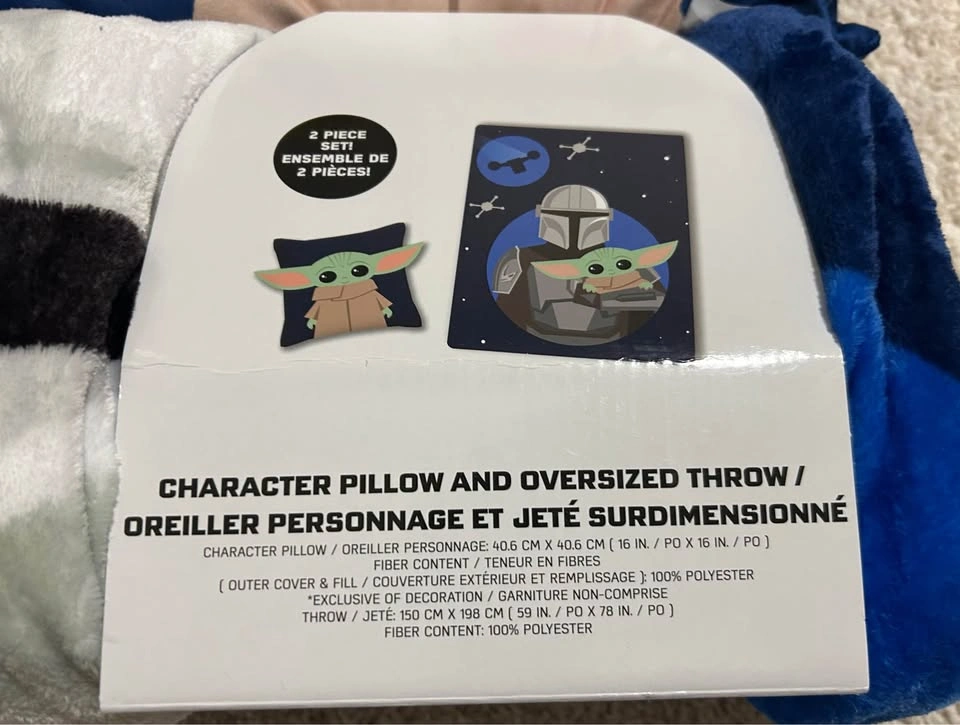 New Star Wars Mandalorian Pillow & Oversized Throw - photo 2