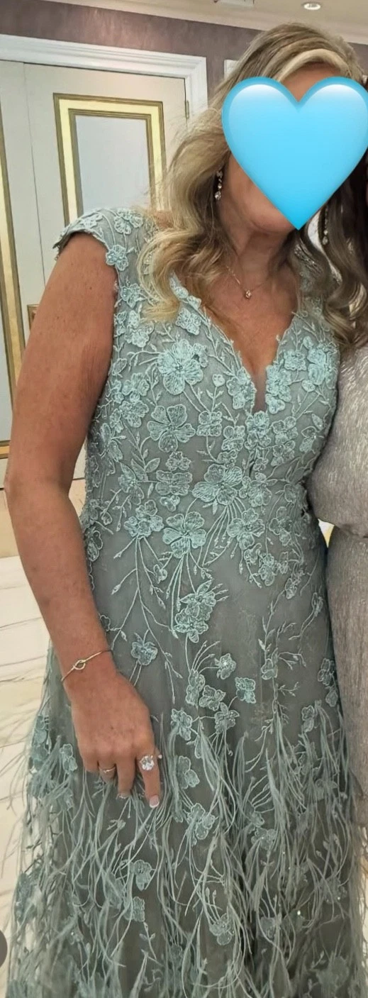 Mother of the Bride Gown - Mon Cheri - Size 10 Aqua - photo 4