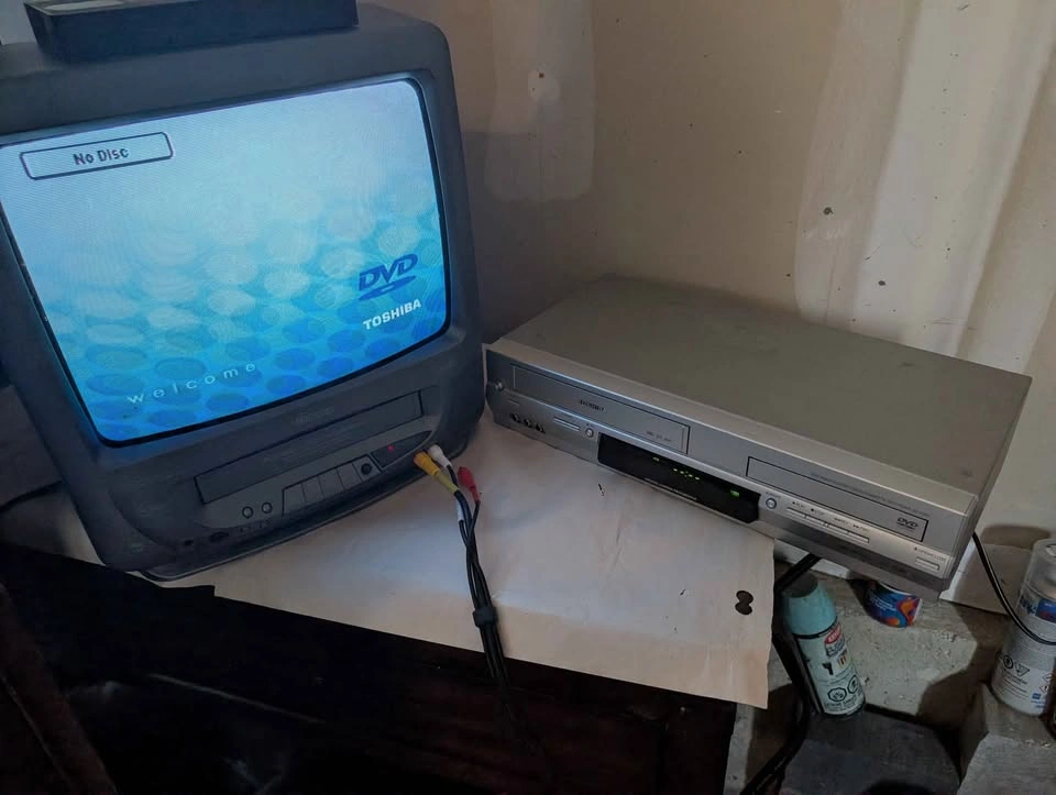 Toshiba SD-v394 tested, no remote - photo 2
