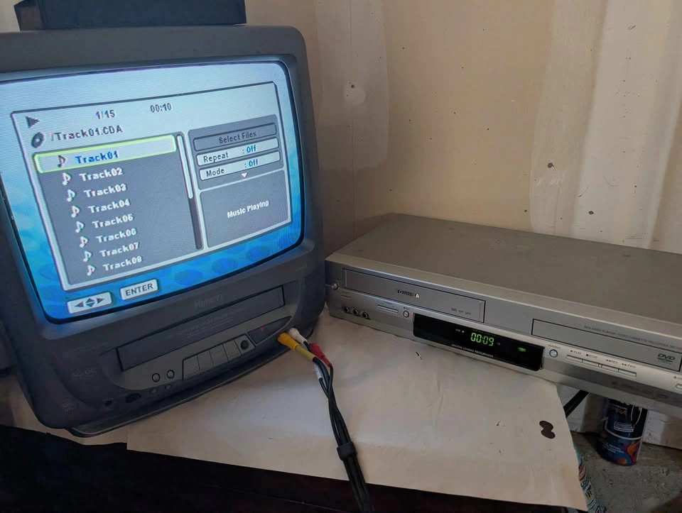 Toshiba SD-v394 tested, no remote - photo 3