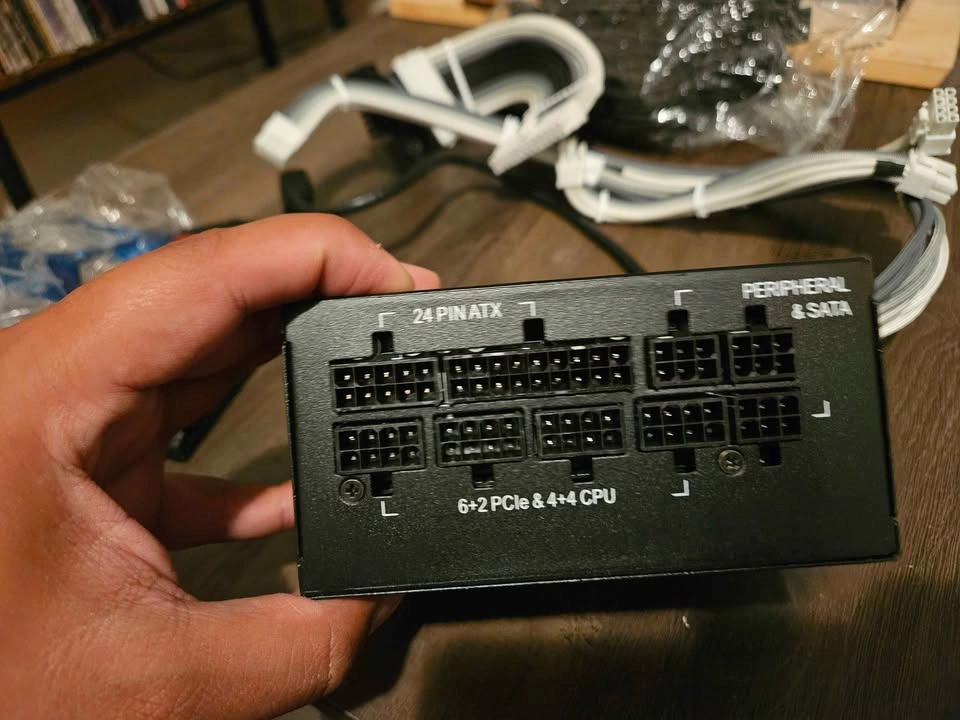 Corsair SF750 PSU with Vengeance Airflow & Cable Extensions - photo 2