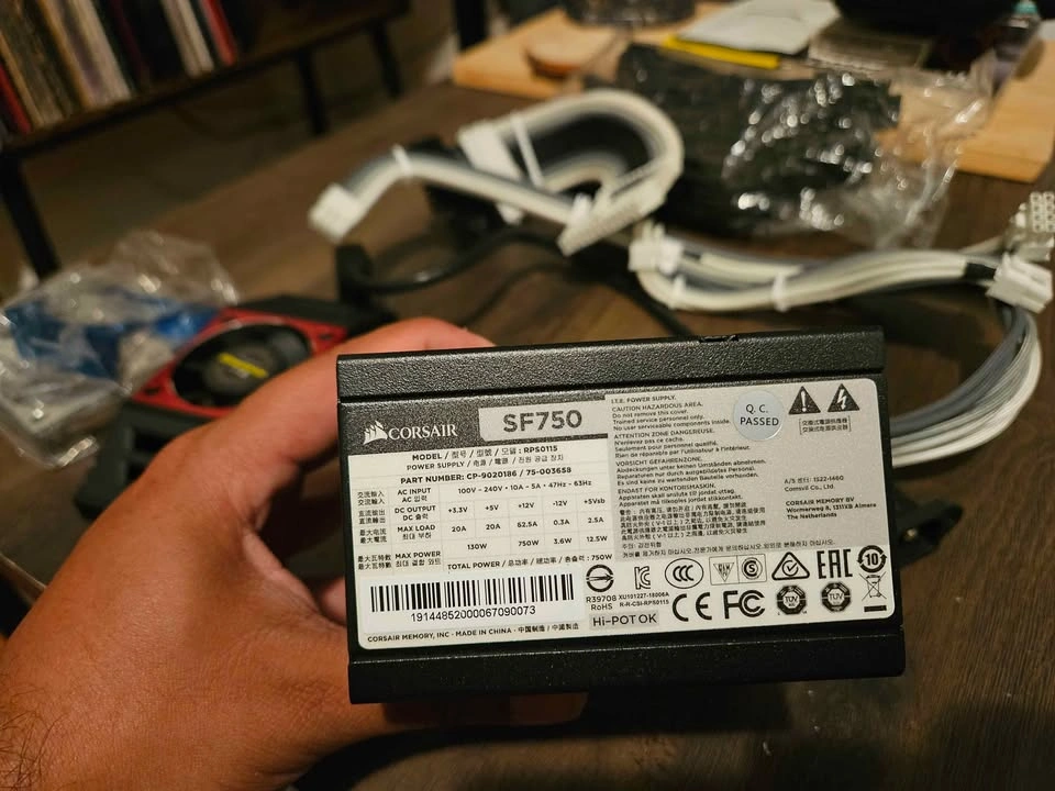 Corsair SF750 PSU with Vengeance Airflow & Cable Extensions - photo 3
