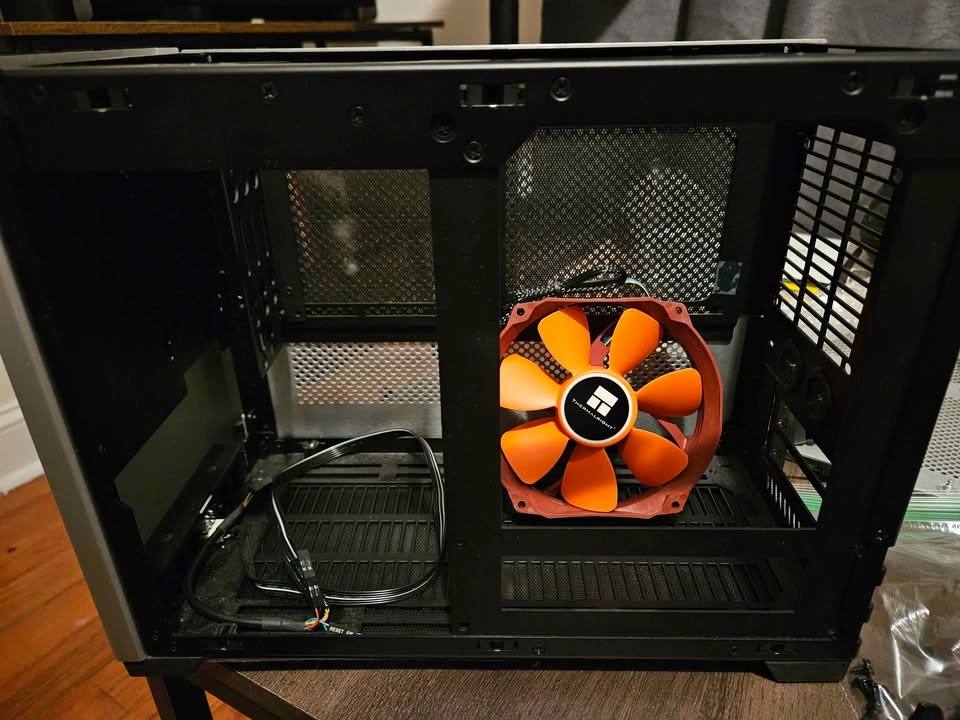 NCASE M1 V 6.0 (CASE & FAN ONLY) - photo 2