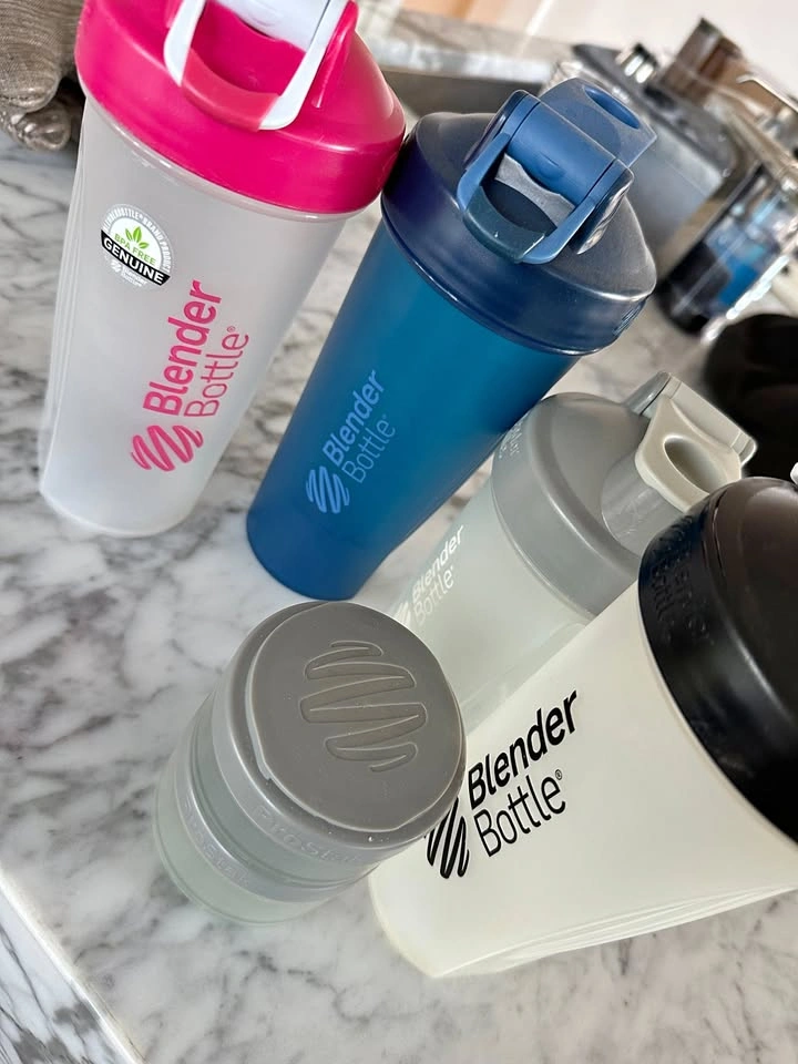 Set of 4 Blender Bottles