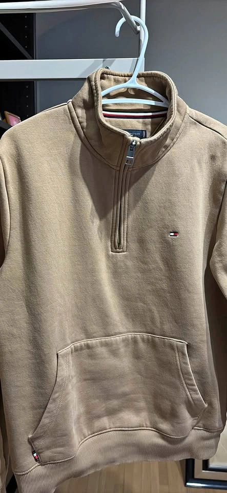 Tommy Hilfiger Quarter zip sweatshirt size S