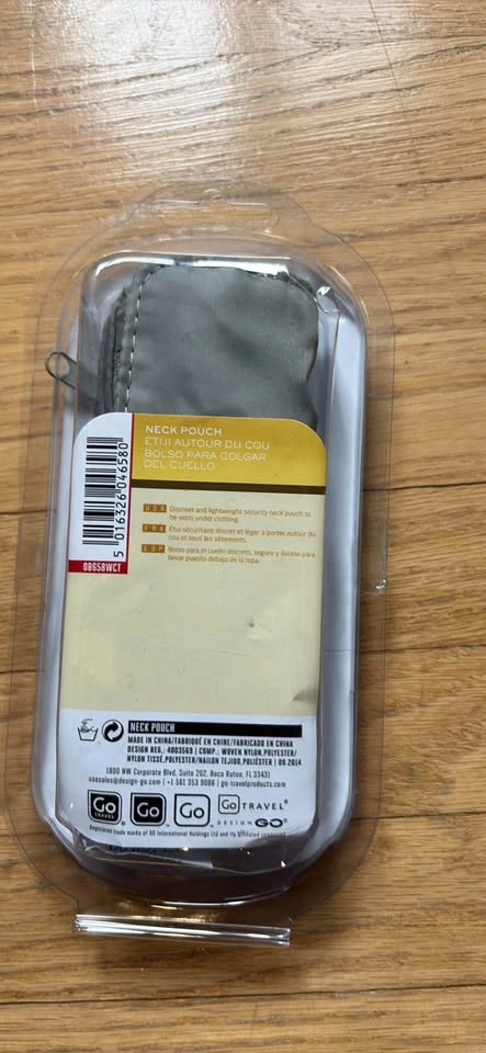 Neck pouch for travel - photo 2