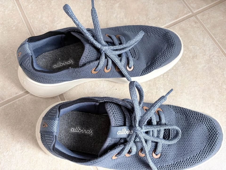Allbirds Sneakers Men's Size 8.5 - photo 2