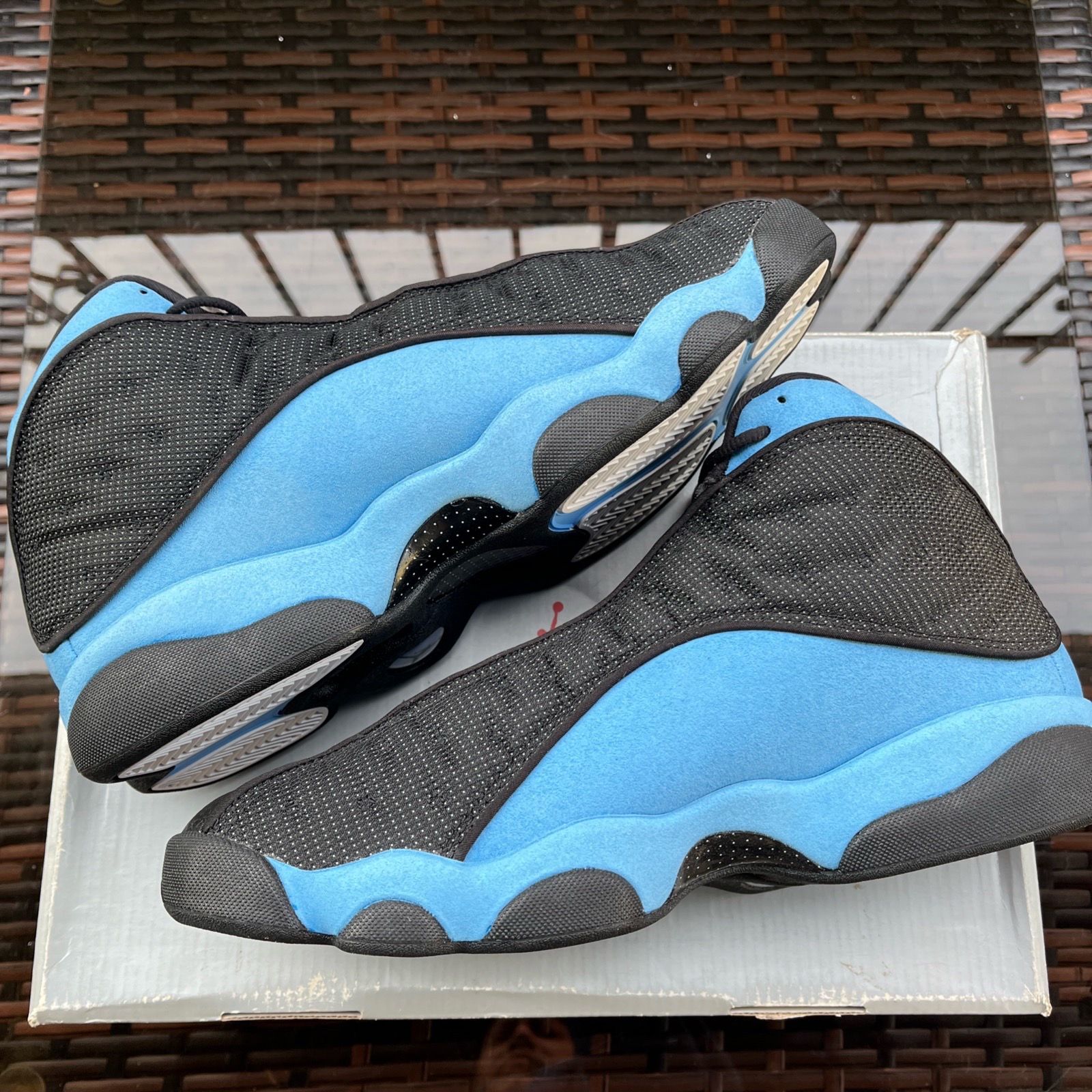 Air Jordan 13 Retro DJ5982 041 Black/University Blue Size 12 - photo 4