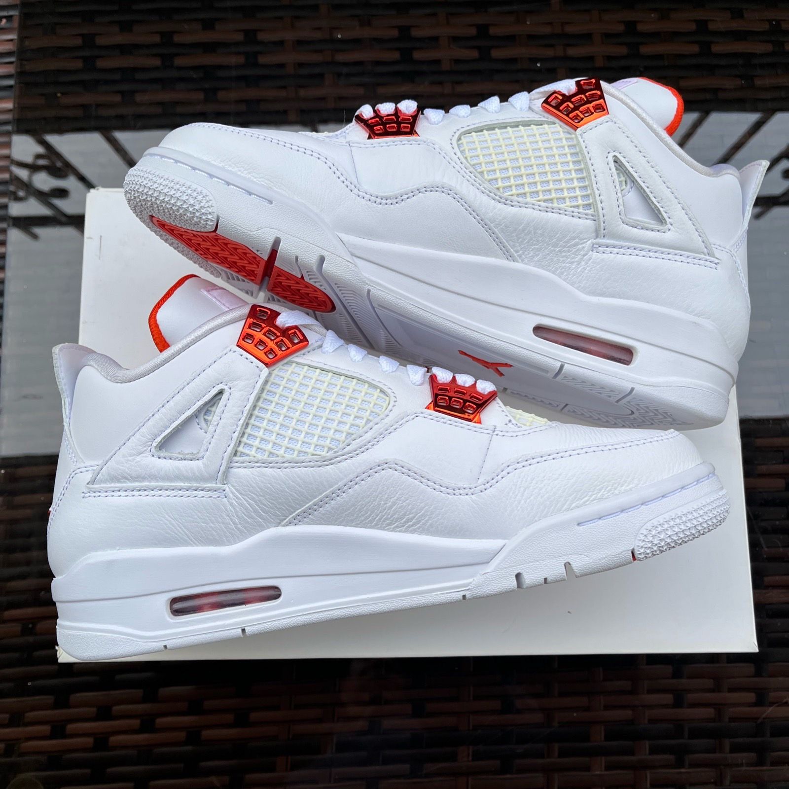 Nike Air Jordan 4 Retro White Team Orange CT8527-118 Men's Size - photo 2