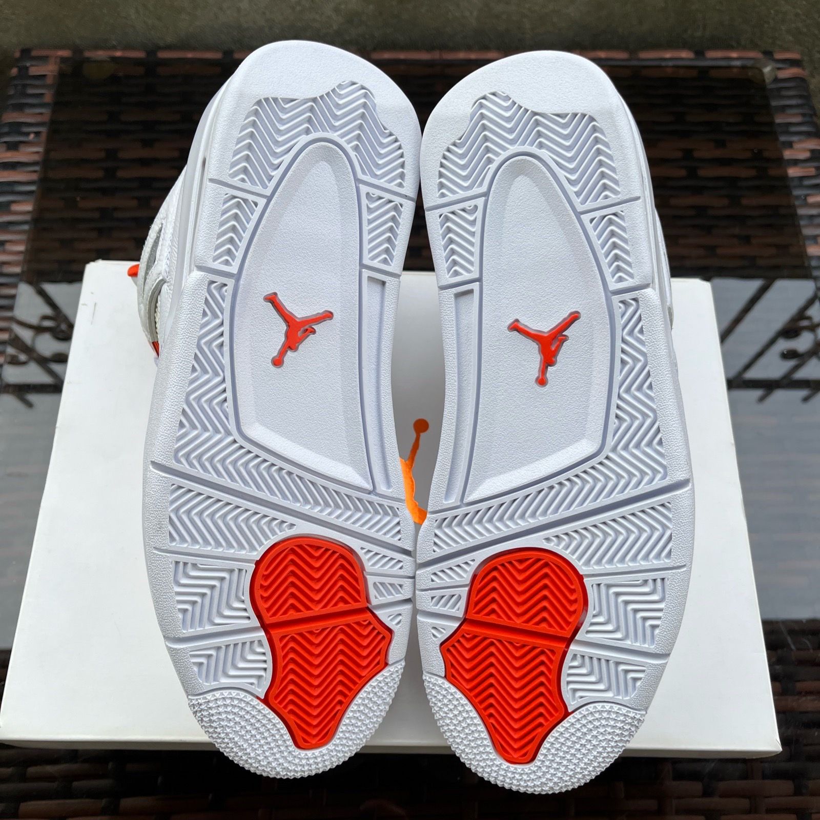 Nike Air Jordan 4 Retro White Team Orange CT8527-118 Men's Size - photo 3