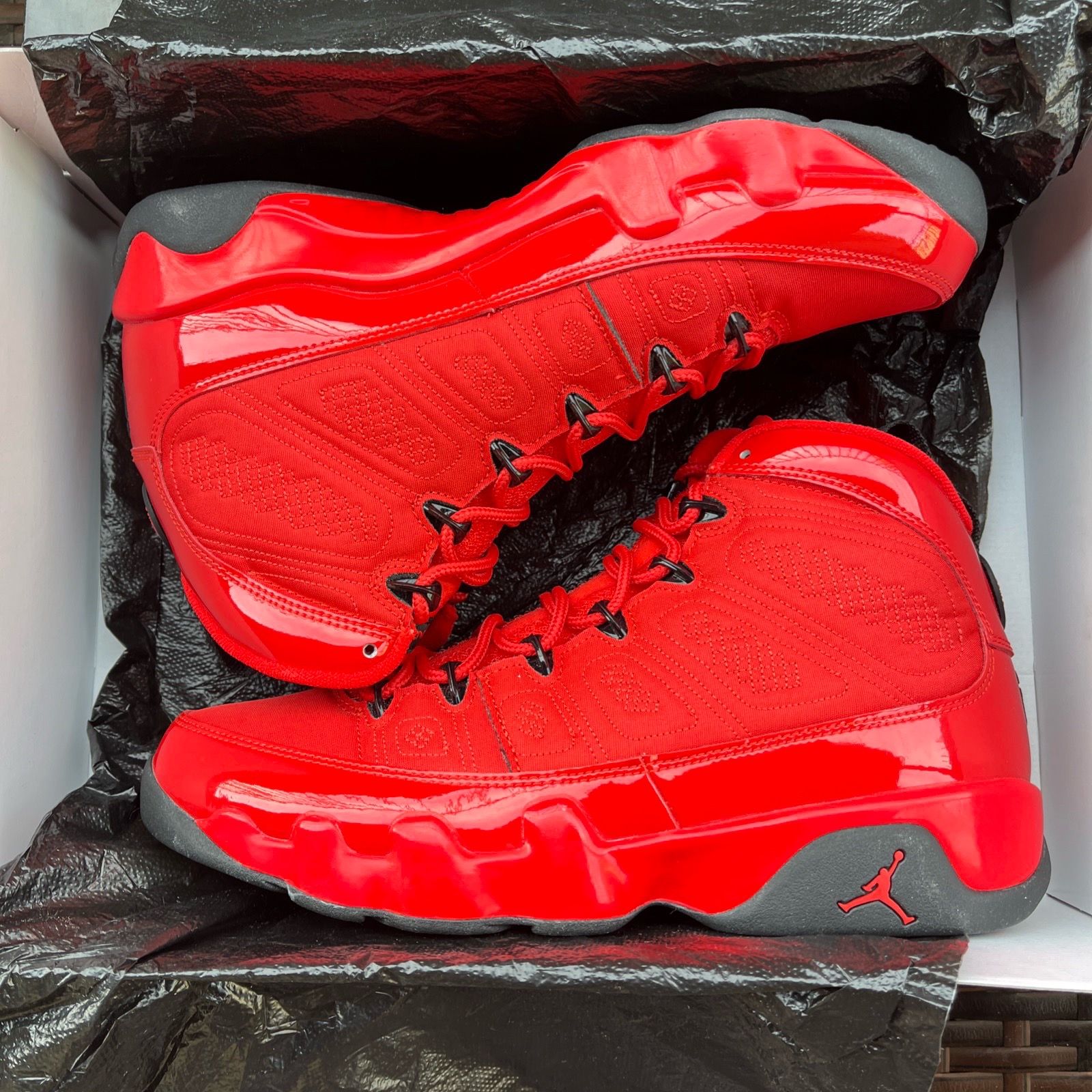 Air Jordan 9 Retro Chile Red/Black Size 8.5 Sneakers