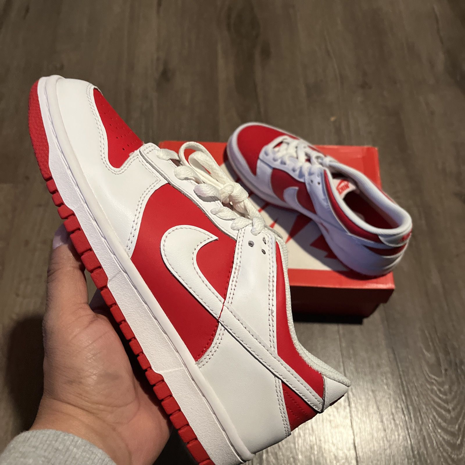 Nike Dunk Low GS "Championship Red" Size 7Y CW1590-600