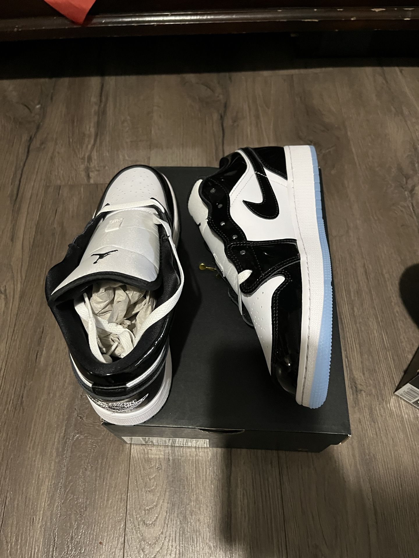 Jordan 1 Low Concord