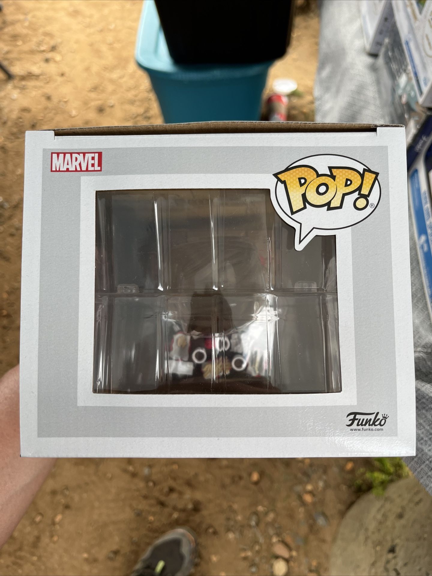 Funko Pop Captain America 758 Avengers Deluxe - photo 4