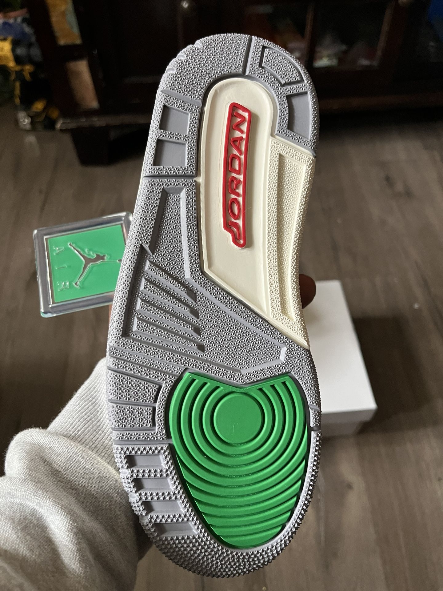 Jordan Retro 3 Green - photo 4