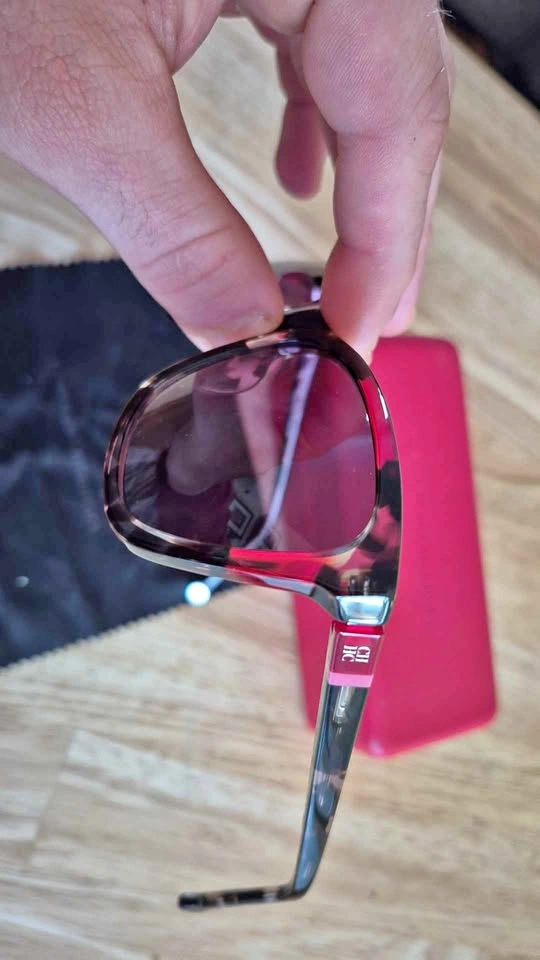 Carolina Herrera SHE844V 0721 Red Havana Cat Eye