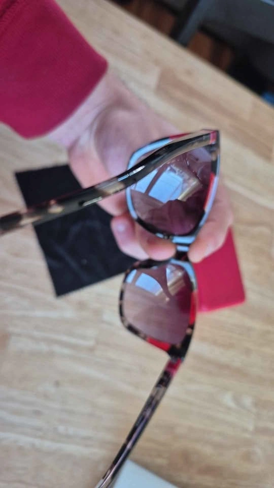 Carolina Herrera SHE844V 0721 Red Havana Cat Eye - photo 4