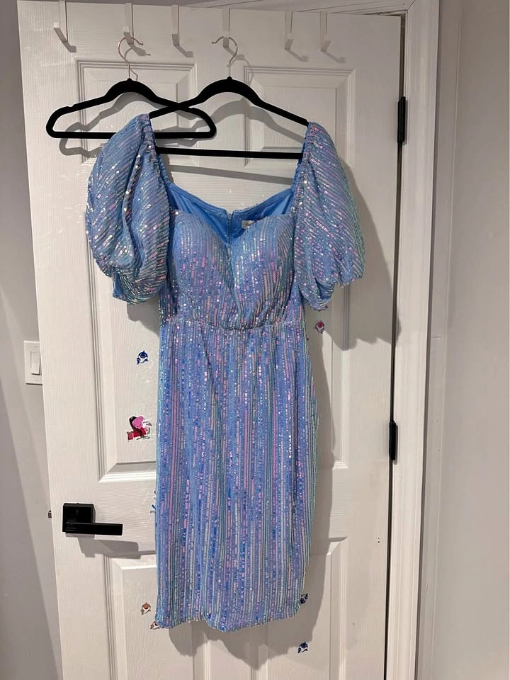 Light blue 1XL shimmer dress