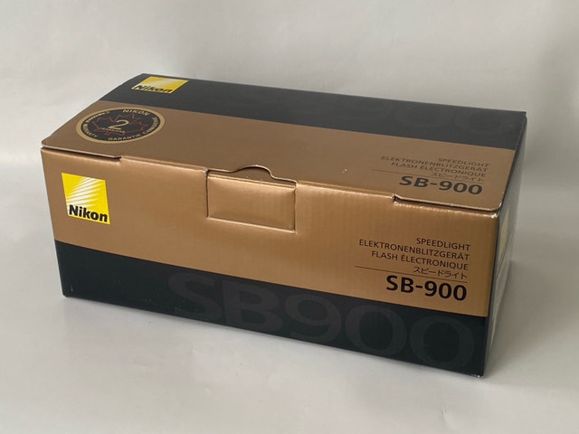 Nikon SB 900 Speedlight