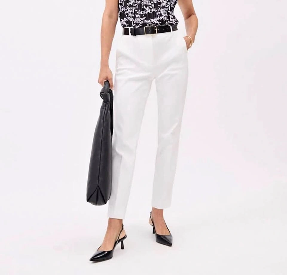 RW&CO. White Cropped Ankle Dress Pants - Size L