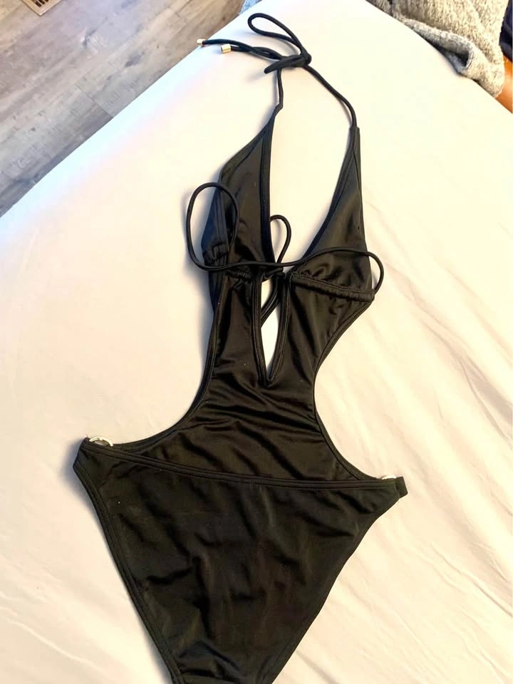 Victoria Secret bathing suit. Size Small. - photo 3