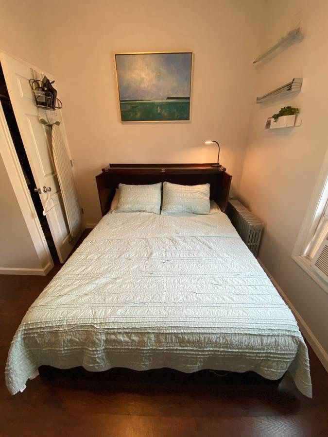 Queen Sized Murphy Bed - Cabinet - Tri-fold Mattress - Under Bed