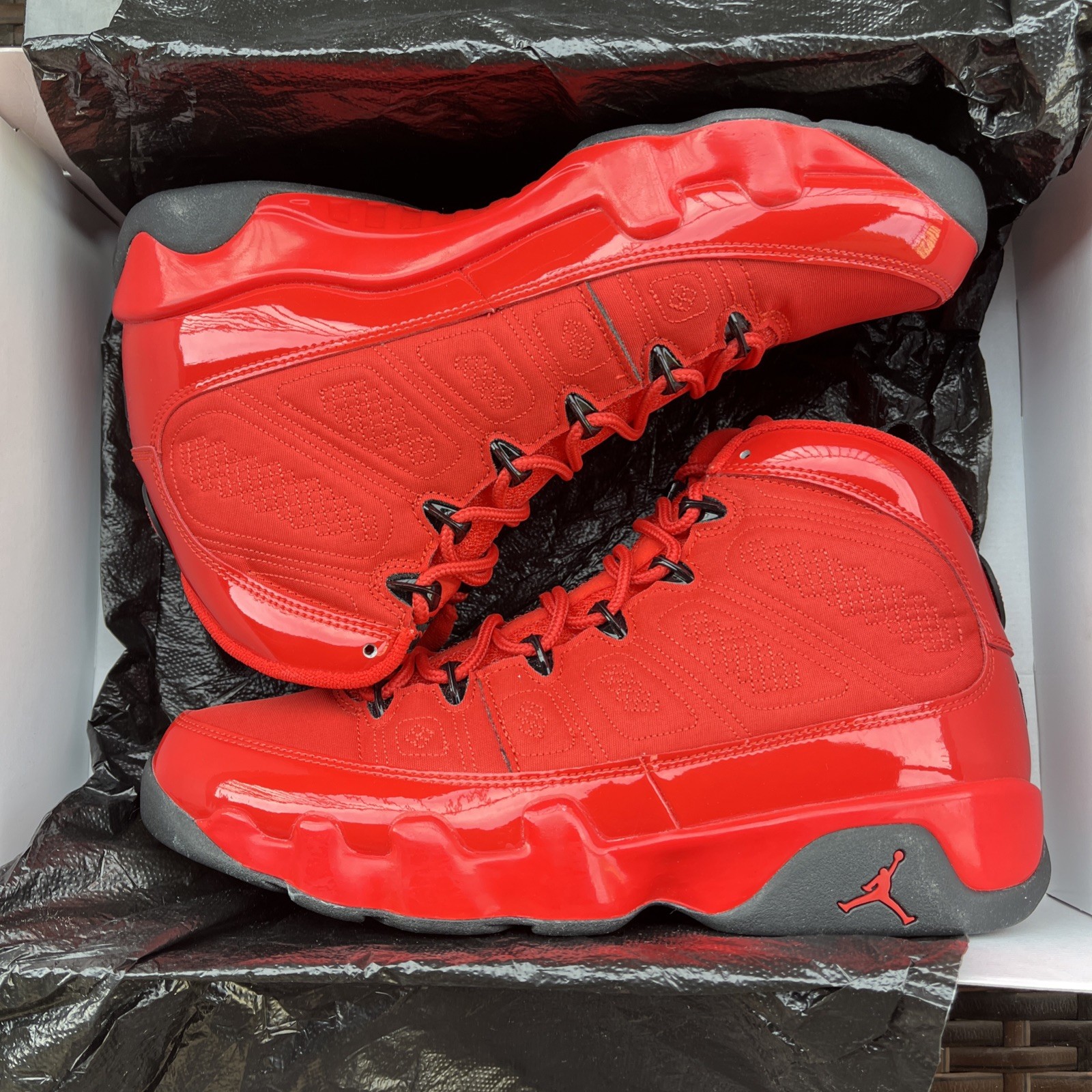 Air Jordan 9 Retro Chile Red/Black Sneakers Size 8.5