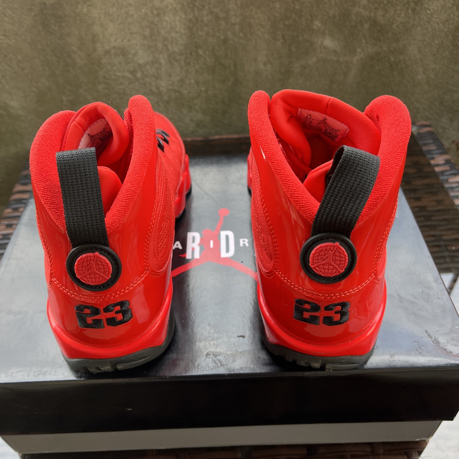 Air Jordan 9 Retro Chile Red/Black Sneakers Size 8.5 - photo 5