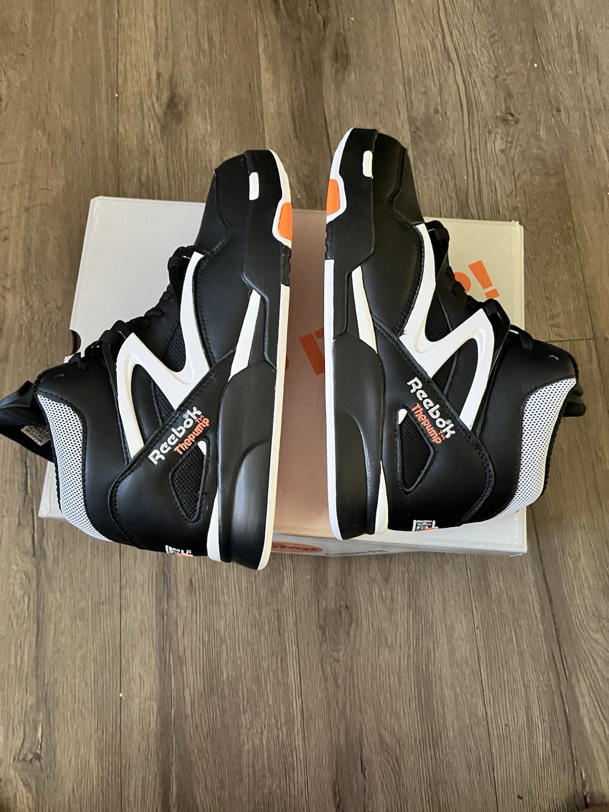 Reebok Pump Omni Zone II Unisex Basketball Shoes - White/Black/O - photo 3