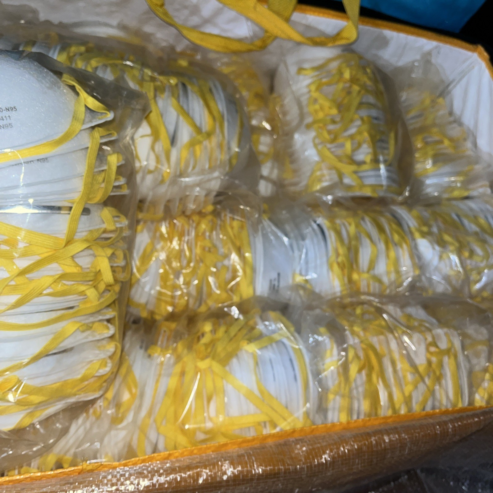 Makrite 9500-N95 Face Masks NIOSH Certified Lot 2 pack 20 = 40 P - photo 2
