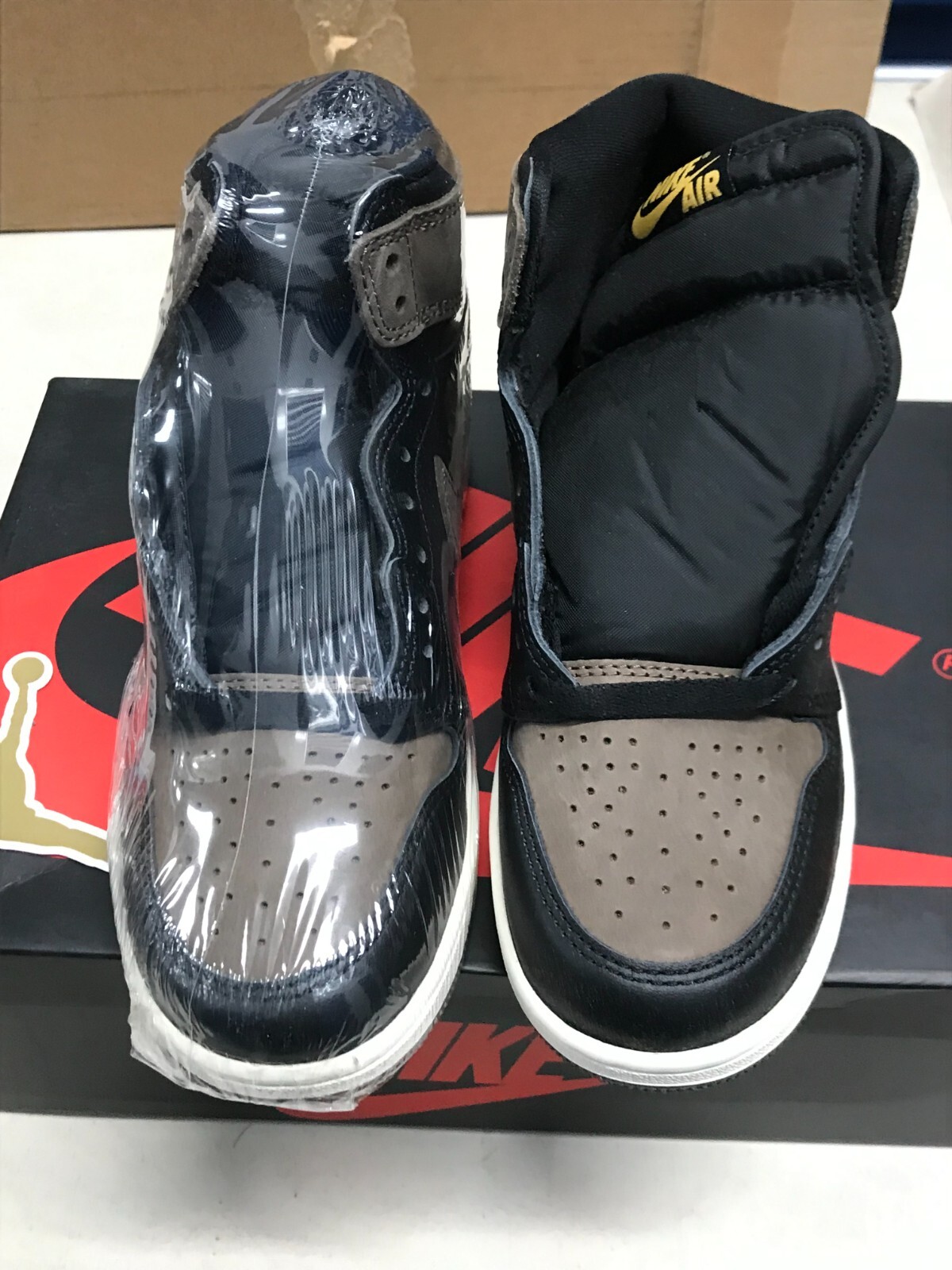 AIR JORDAN 1 RETRO HI (GS) - photo 3
