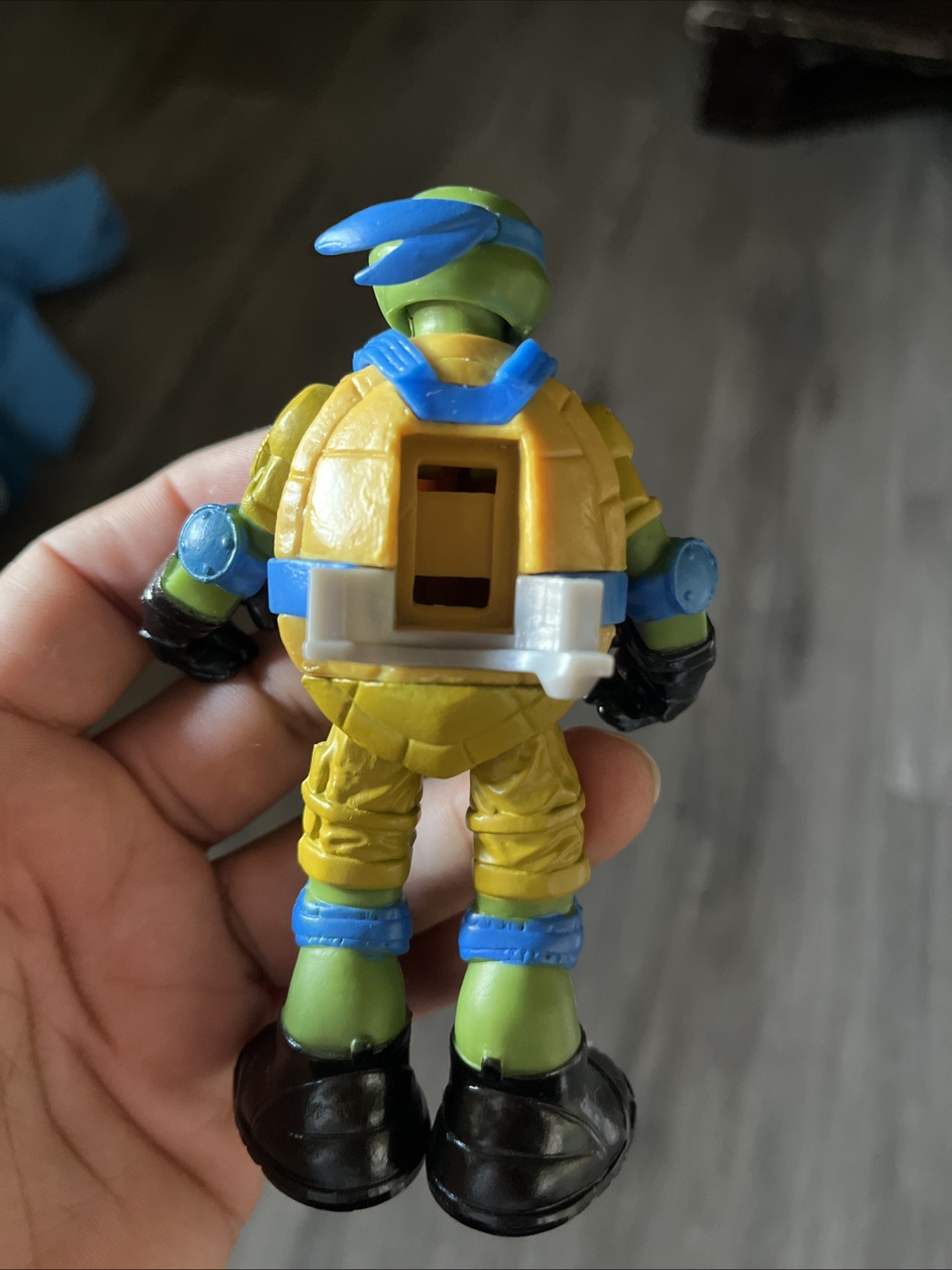 2012 TMNT Action Figure Leonardo - photo 2