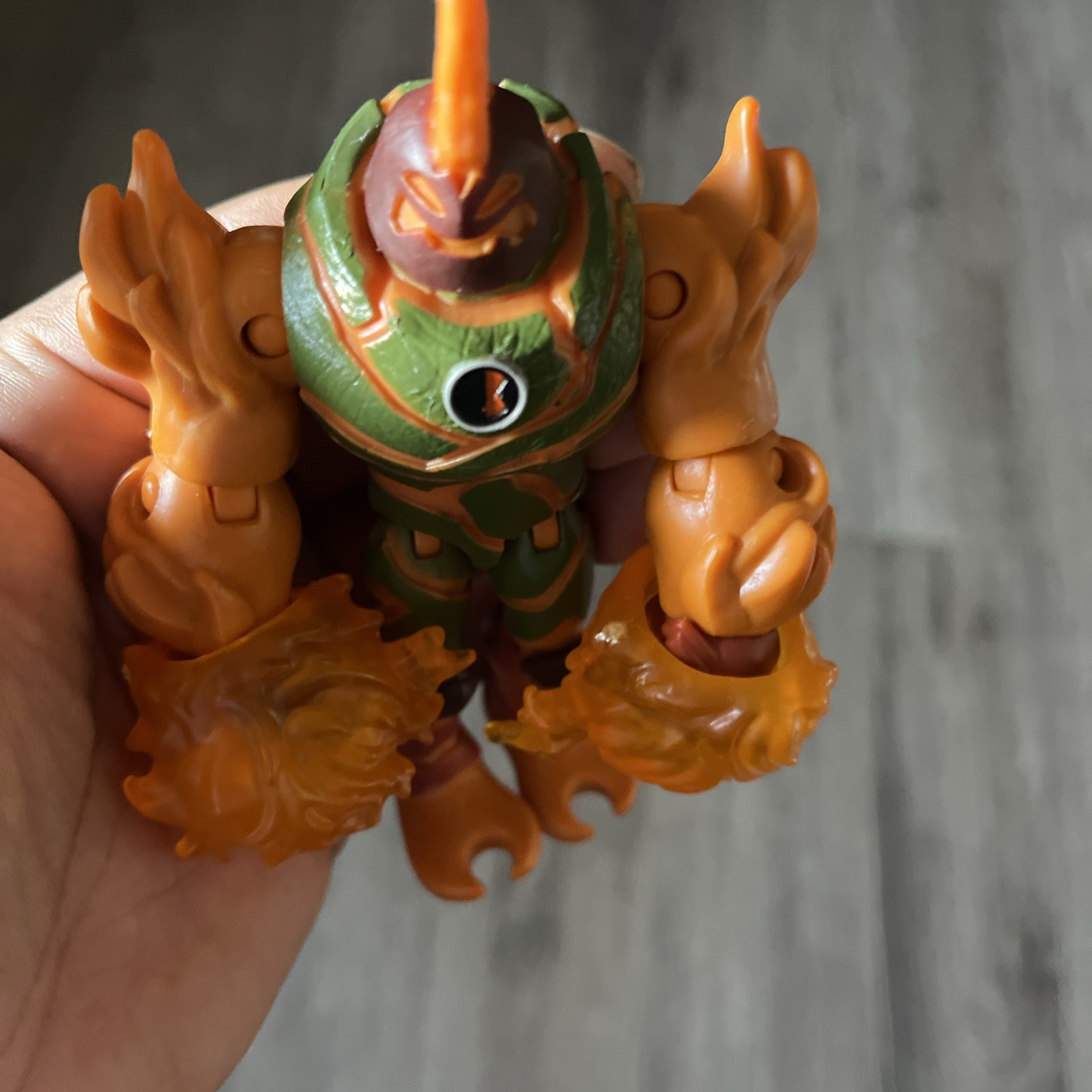Ben 10 Alien Force Hotshot 5" Action Figure - photo 2
