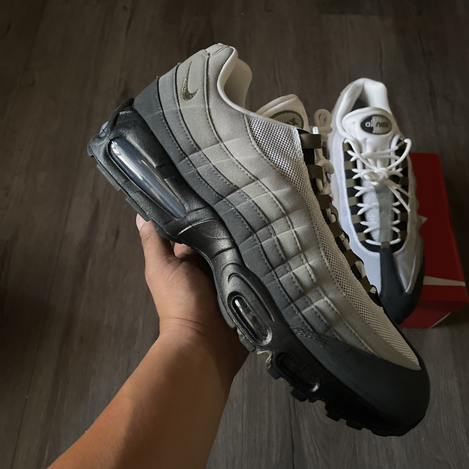 Nike Air Max 95 OG Noir/Blanc/Olive/Moyen Women - photo 3