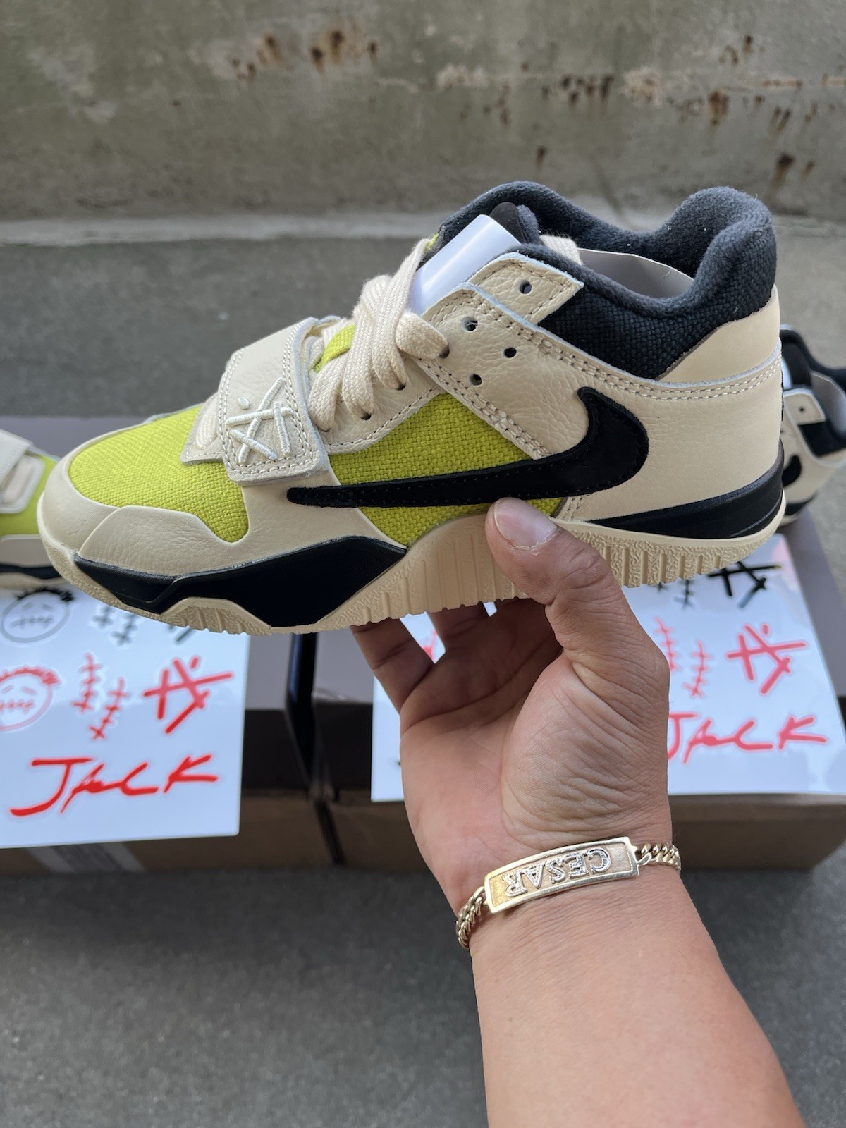Jordan Jumpman Jack TR Travis Scott Bright Cactus - Size 3.5 Men - photo 5