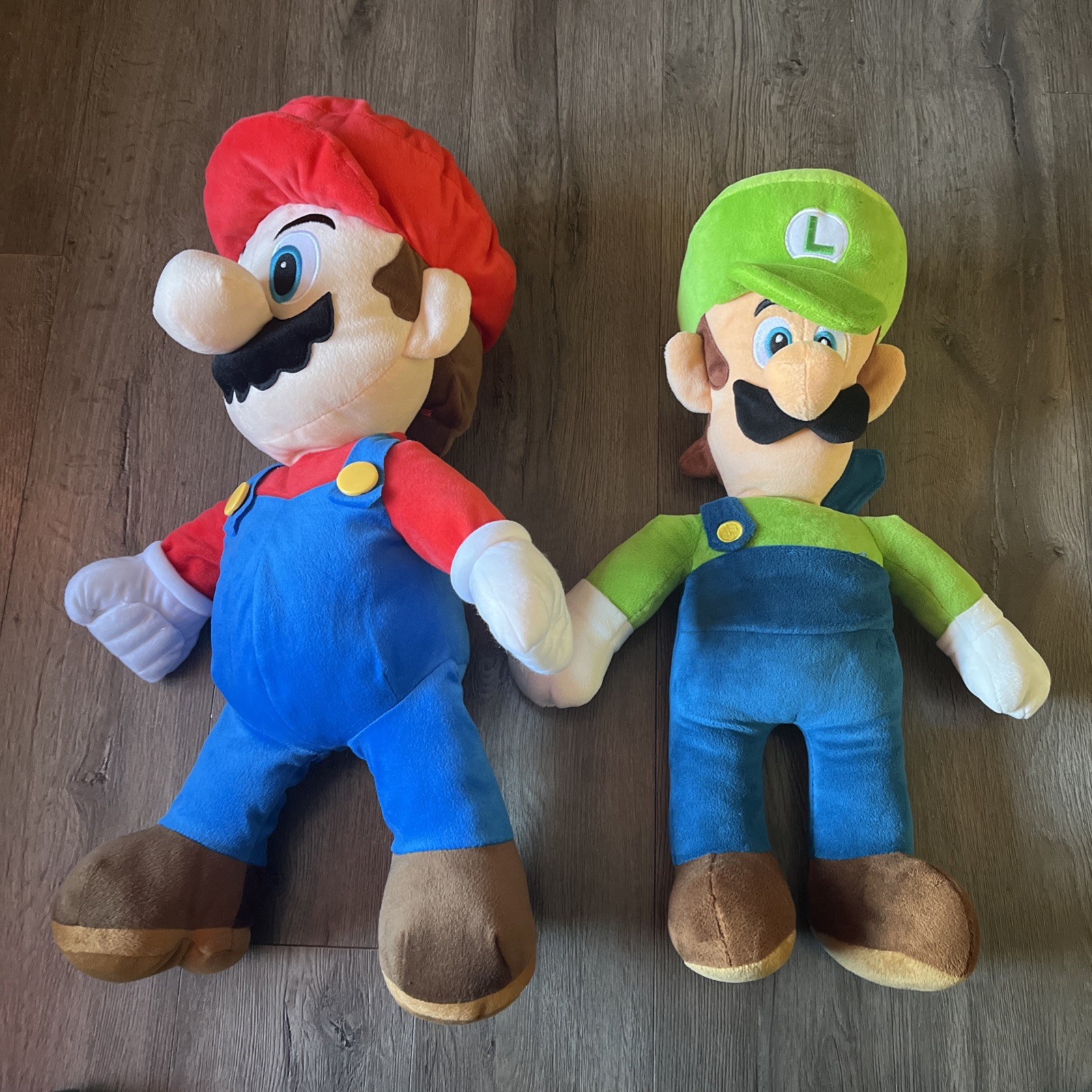 Large 22" 2015 Nintendo Super Mario Plush Luigi Stuffed Toy Lot