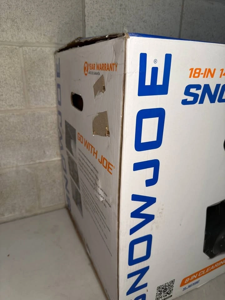 Snow Joe Ultra SJ619E 14.5 Amp Electric Snow Thrower w/ Light, 1 - photo 3