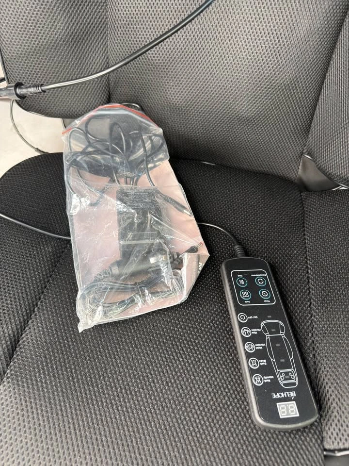 Belhope Shiatsu Neck and Back Massager with Heat - photo 2
