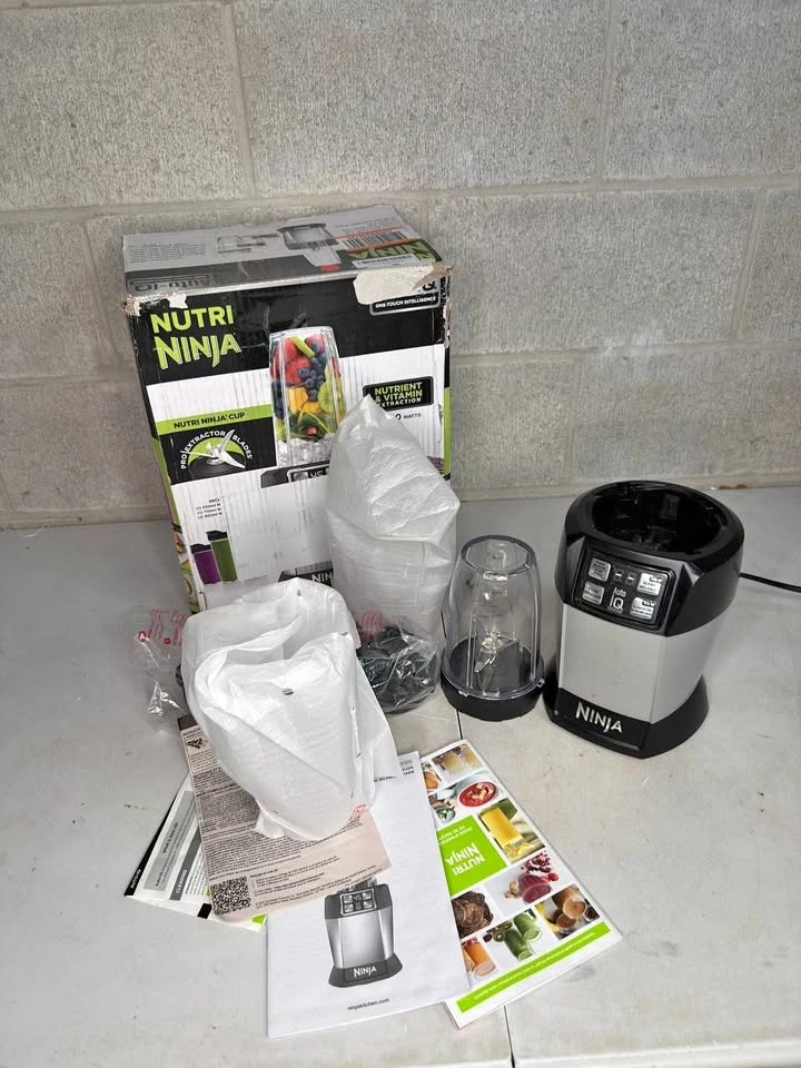 Ninja BL481C Nutri-Ninja Blender, 1000W (Canadian Version)