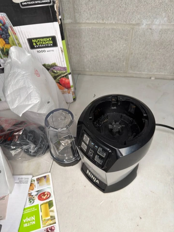 Ninja BL481C Nutri-Ninja Blender, 1000W (Canadian Version) - photo 2