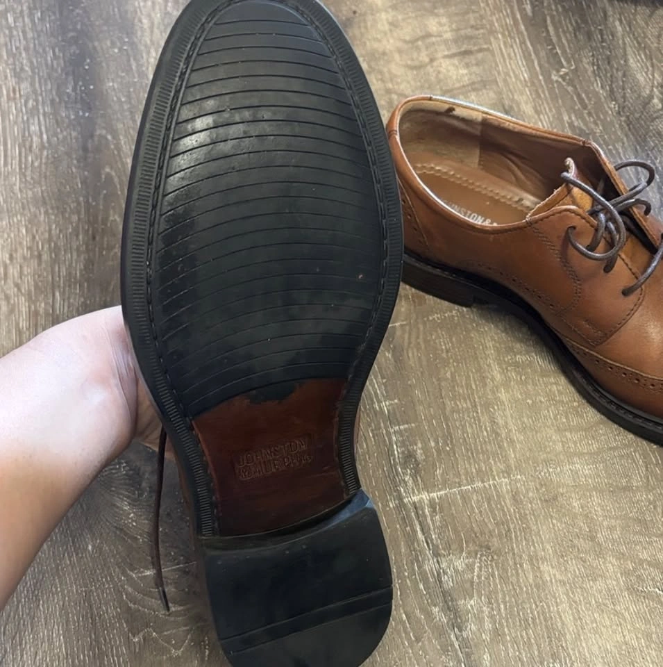 Johnston & Murphy Men's Brown Wingtip Dress Shoes US 9M - photo 3